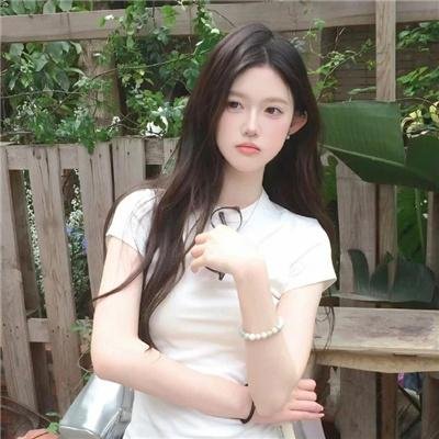 提剑映桃花